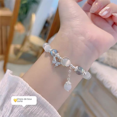 Cat Eye Stone Butterfly Bracelet - Stylish Gray Moonstone